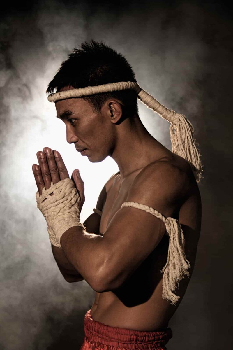 what-is-muay-thai-kickboxing-a-beginners-guide-to-muay-thai-mma-channel
